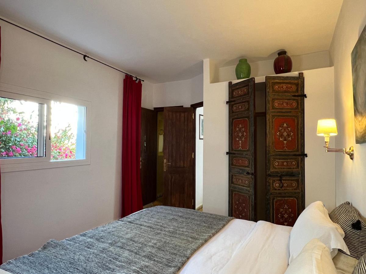 Riad Oasis D'아실라 외부 사진