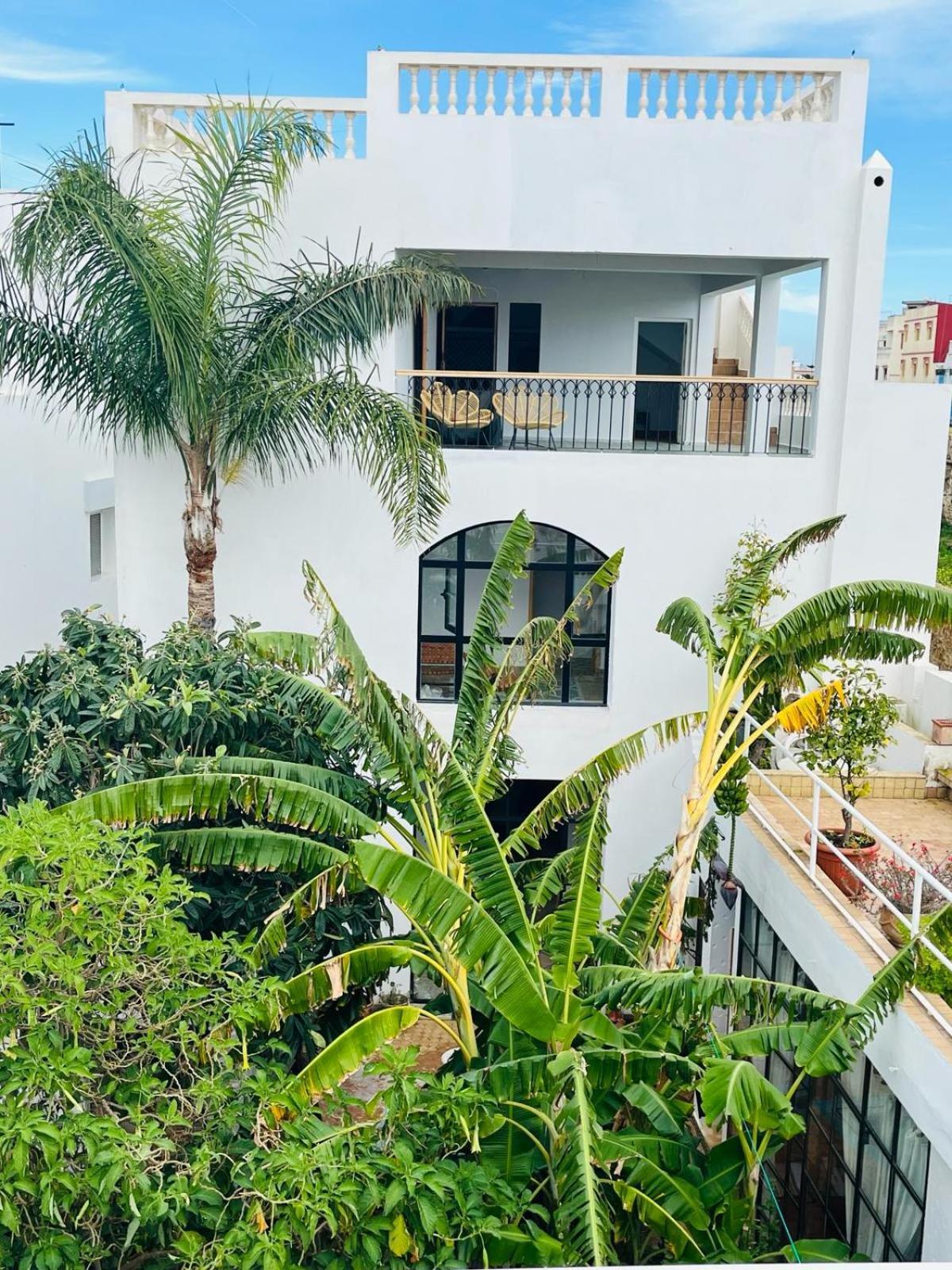 Riad Oasis D'아실라 외부 사진