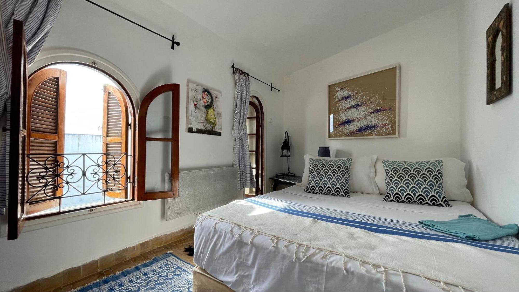 Riad Oasis D'아실라 외부 사진