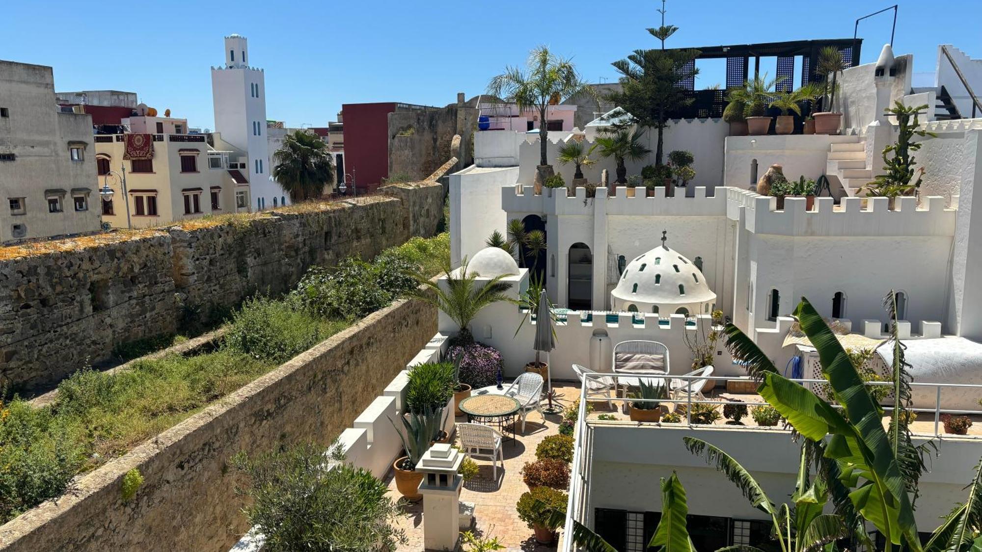 Riad Oasis D'아실라 외부 사진