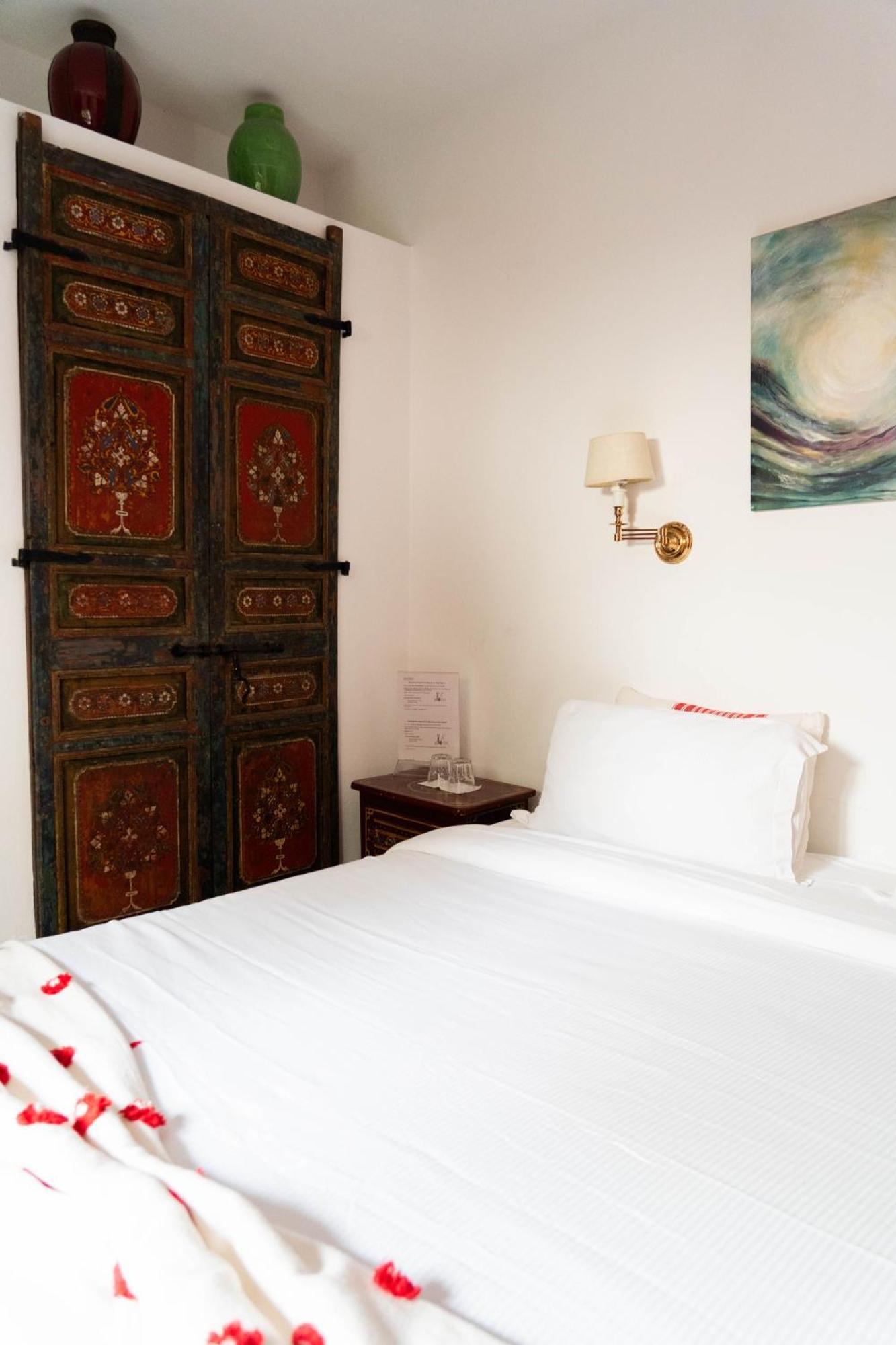 Riad Oasis D'아실라 외부 사진