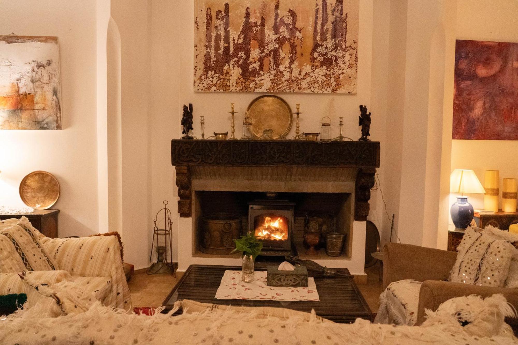 Riad Oasis D'아실라 외부 사진