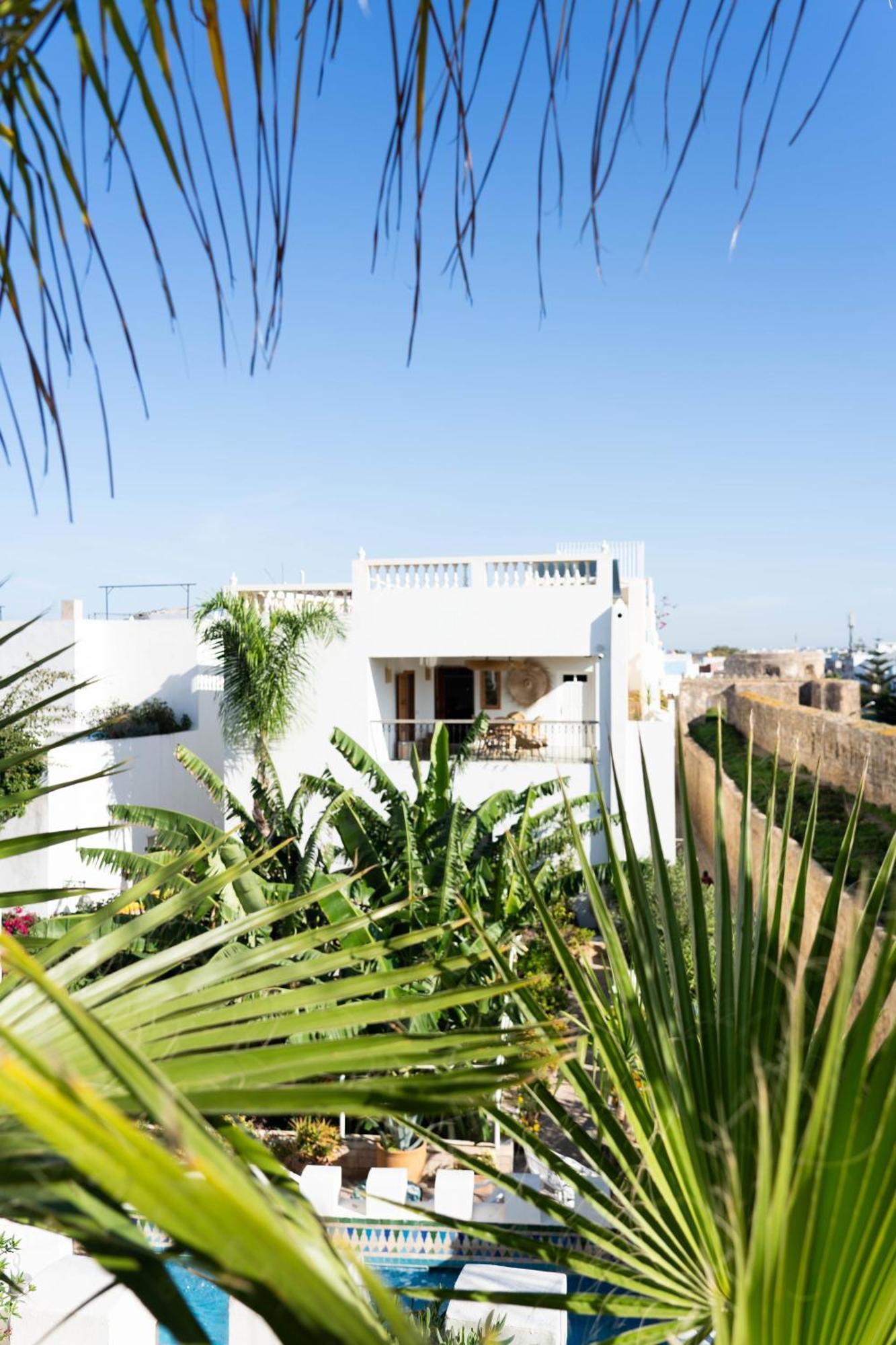 Riad Oasis D'아실라 외부 사진