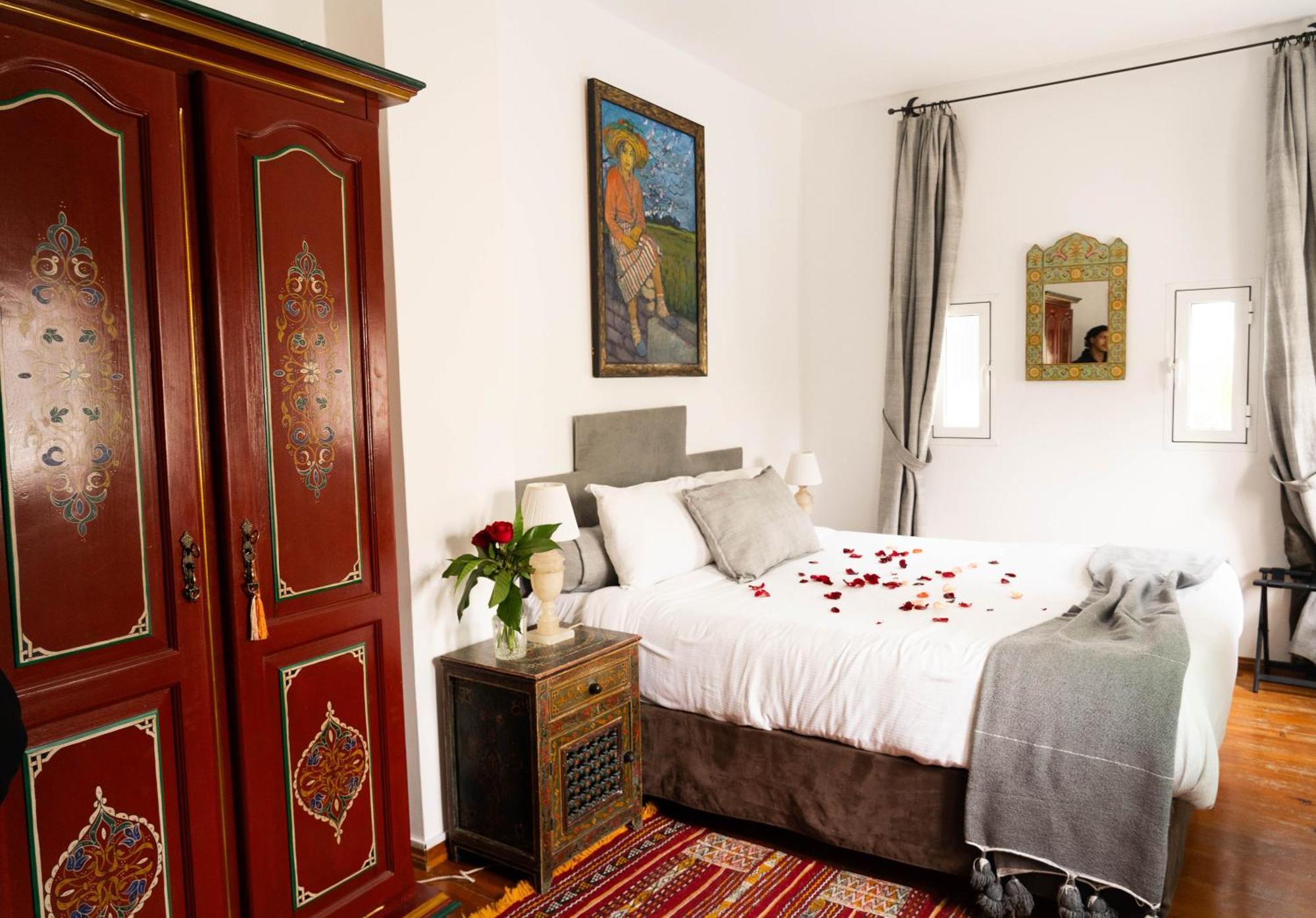 Riad Oasis D'아실라 외부 사진