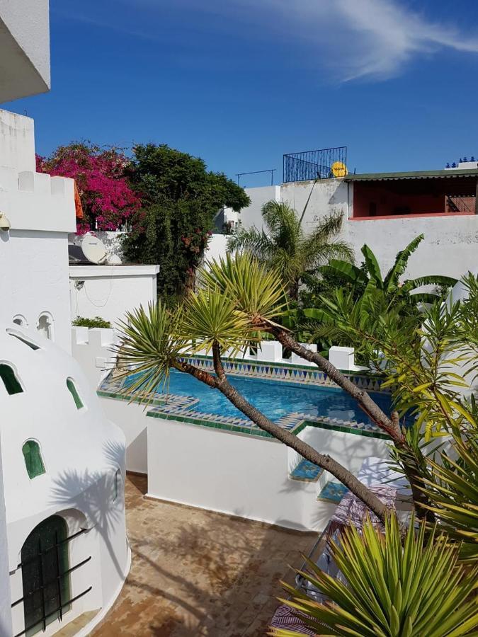 Riad Oasis D'아실라 외부 사진